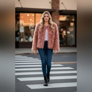 (197)Women's Pink Faux Fur Jacket